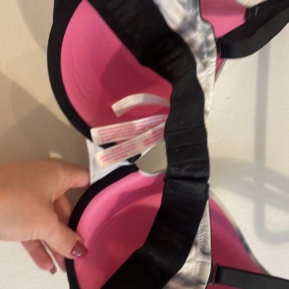 Victoria’s Secret PINK bra - Picture 4 of 4
